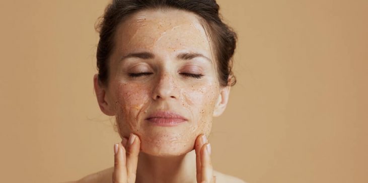 woman dehydrated skin